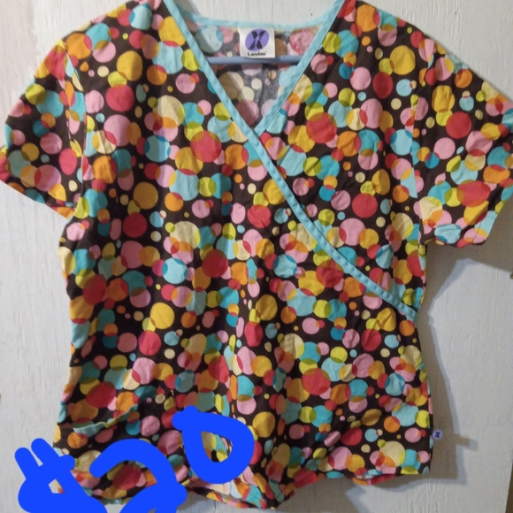 Women scrub tops - Picture 12 of 16